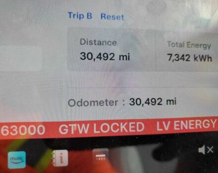 Черный Тесла Модель 3, объемом двигателя 0 л и пробегом 30 тыс. км за 7800 $, фото 8 на Automoto.ua