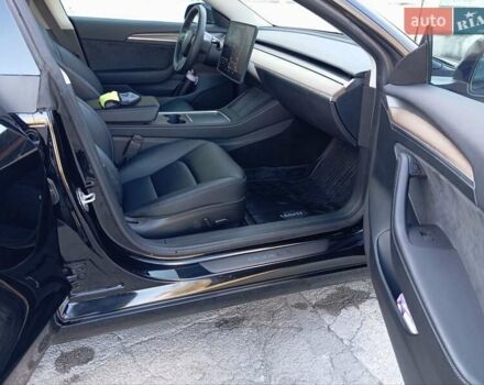 Черный Тесла Модель 3, объемом двигателя 0 л и пробегом 27 тыс. км за 24500 $, фото 31 на Automoto.ua