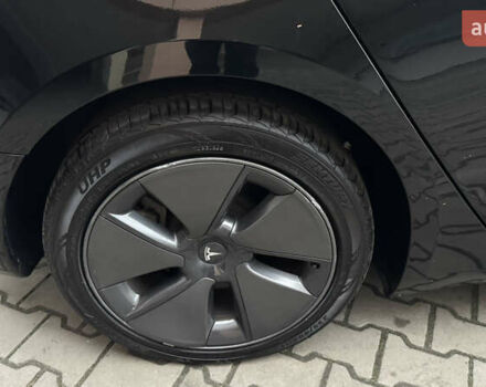 Чорний Тесла Модель 3, об'ємом двигуна 0 л та пробігом 172 тис. км за 16900 $, фото 18 на Automoto.ua