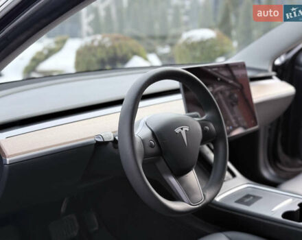 Черный Тесла Модель 3, объемом двигателя 0 л и пробегом 16 тыс. км за 19999 $, фото 47 на Automoto.ua