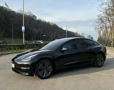 Черный Тесла Модель 3, объемом двигателя 0 л и пробегом 52 тыс. км за 25000 $, фото 2 на Automoto.ua