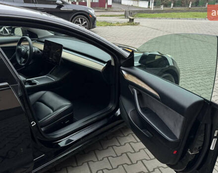 Чорний Тесла Модель 3, об'ємом двигуна 0 л та пробігом 172 тис. км за 16900 $, фото 30 на Automoto.ua