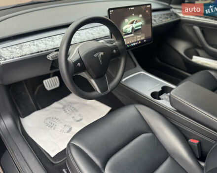 Чорний Тесла Модель 3, об'ємом двигуна 0 л та пробігом 56 тис. км за 20500 $, фото 12 на Automoto.ua