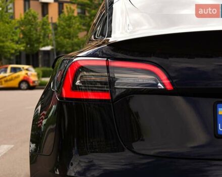 Чорний Тесла Модель 3, об'ємом двигуна 0 л та пробігом 49 тис. км за 24999 $, фото 14 на Automoto.ua