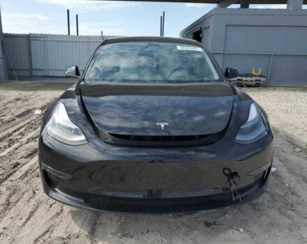 Черный Тесла Модель 3, объемом двигателя 0 л и пробегом 30 тыс. км за 7800 $, фото 4 на Automoto.ua