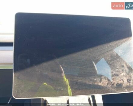 Чорний Тесла Модель 3, об'ємом двигуна 0 л та пробігом 38 тис. км за 14900 $, фото 11 на Automoto.ua