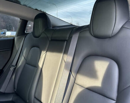 Черный Тесла Модель 3, объемом двигателя 0 л и пробегом 52 тыс. км за 25000 $, фото 18 на Automoto.ua