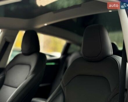 Черный Тесла Модель 3, объемом двигателя 0 л и пробегом 15 тыс. км за 32000 $, фото 13 на Automoto.ua