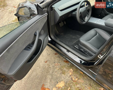 Черный Тесла Модель 3, объемом двигателя 0 л и пробегом 21 тыс. км за 21700 $, фото 10 на Automoto.ua