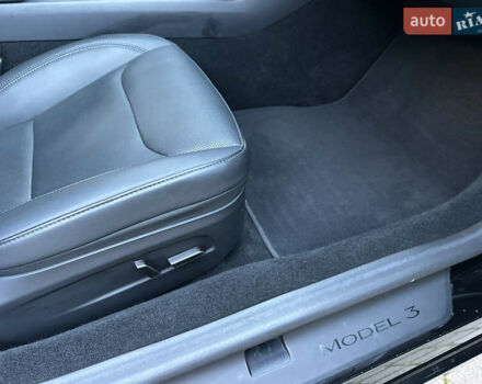 Чорний Тесла Модель 3, об'ємом двигуна 0 л та пробігом 22 тис. км за 29900 $, фото 23 на Automoto.ua