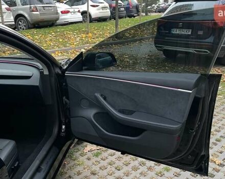 Черный Тесла Модель 3, объемом двигателя 0 л и пробегом 16 тыс. км за 33000 $, фото 39 на Automoto.ua