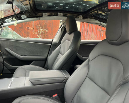 Черный Тесла Модель 3, объемом двигателя 0 л и пробегом 21 тыс. км за 21700 $, фото 15 на Automoto.ua