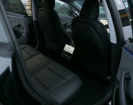 Черный Тесла Модель 3, объемом двигателя 0 л и пробегом 4 тыс. км за 28500 $, фото 12 на Automoto.ua