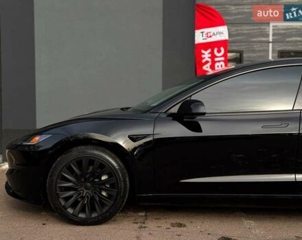 Черный Тесла Модель 3, объемом двигателя 0 л и пробегом 15 тыс. км за 32000 $, фото 4 на Automoto.ua