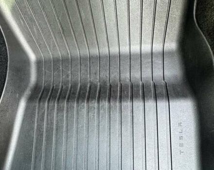 Чорний Тесла Модель 3, об'ємом двигуна 0 л та пробігом 16 тис. км за 26497 $, фото 17 на Automoto.ua