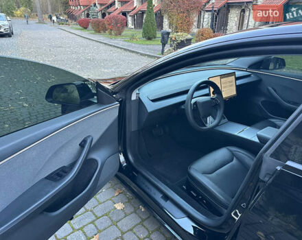 Чорний Тесла Модель 3, об'ємом двигуна 0 л та пробігом 22 тис. км за 29900 $, фото 3 на Automoto.ua