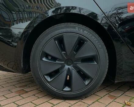 Черный Тесла Модель 3, объемом двигателя 0 л и пробегом 16 тыс. км за 33000 $, фото 19 на Automoto.ua