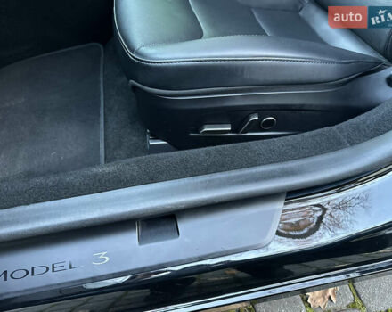 Чорний Тесла Модель 3, об'ємом двигуна 0 л та пробігом 22 тис. км за 29900 $, фото 37 на Automoto.ua
