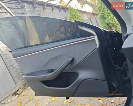 Тесла Модель 3 2024 в Киеве на Automoto.ua Черный Тесла Модель 3, объемом двигателя 0 л и пробегом 14 тыс. км за 35000 $, фото 14 на Automoto.ua