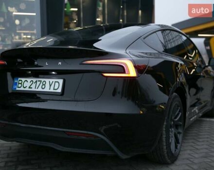 Черный Тесла Модель 3, объемом двигателя 0 л и пробегом 4 тыс. км за 28500 $, фото 5 на Automoto.ua