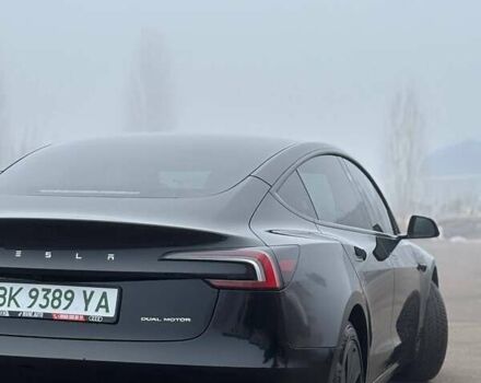 Черный Тесла Модель 3, объемом двигателя 0 л и пробегом 40 тыс. км за 29600 $, фото 4 на Automoto.ua