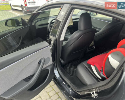 Черный Тесла Модель 3, объемом двигателя 0 л и пробегом 24 тыс. км за 26900 $, фото 11 на Automoto.ua