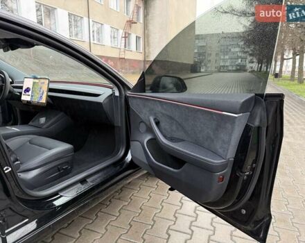Черный Тесла Модель 3, объемом двигателя 0 л и пробегом 8 тыс. км за 32999 $, фото 1 на Automoto.ua