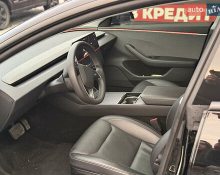 Черный Тесла Модель 3, объемом двигателя 0 л и пробегом 13 тыс. км за 27000 $, фото 4 на Automoto.ua