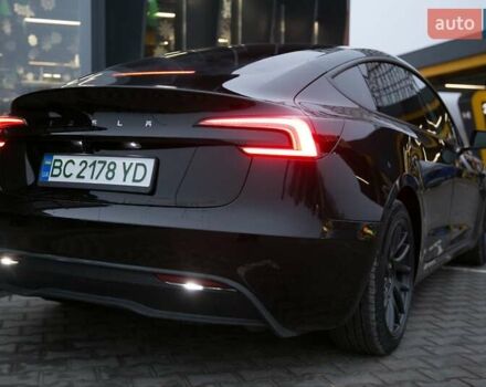 Черный Тесла Модель 3, объемом двигателя 0 л и пробегом 4 тыс. км за 28500 $, фото 2 на Automoto.ua