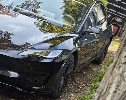 Тесла Модель 3 2024 в Киеве на Automoto.ua Черный Тесла Модель 3, объемом двигателя 0 л и пробегом 14 тыс. км за 35000 $, фото 3 на Automoto.ua
