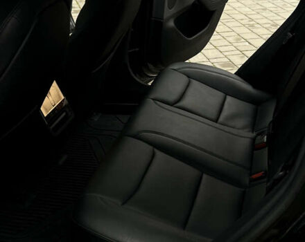 Чорний Тесла Модель 3, об'ємом двигуна 0 л та пробігом 18 тис. км за 28400 $, фото 31 на Automoto.ua