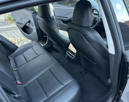 Чорний Тесла Модель 3, об'ємом двигуна 0 л та пробігом 22 тис. км за 29900 $, фото 18 на Automoto.ua