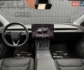 Тесла Модель 3 2024 в Киеве на Automoto.ua Черный Тесла Модель 3, объемом двигателя 0 л и пробегом 9 тыс. км за 25999 $, фото 26 на Automoto.ua