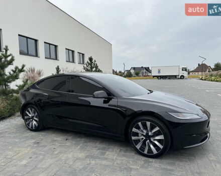 Черный Тесла Модель 3, объемом двигателя 0 л и пробегом 2 тыс. км за 32500 $, фото 5 на Automoto.ua