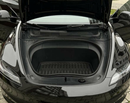 Чорний Тесла Модель 3, об'ємом двигуна 0 л та пробігом 18 тис. км за 28400 $, фото 43 на Automoto.ua