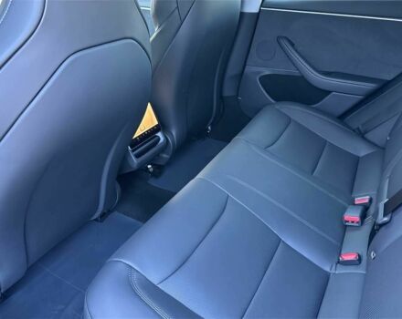 Черный Тесла Модель 3, объемом двигателя 0 л и пробегом 18 тыс. км за 10500 $, фото 11 на Automoto.ua