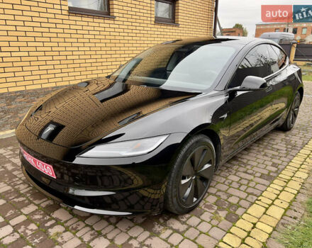 Тесла Модель 3 2024 у Олевске на Automoto.ua Чорний Тесла Модель 3, об'ємом двигуна 0 л та пробігом 15 тис. км за 31499 $, фото 15 на Automoto.ua