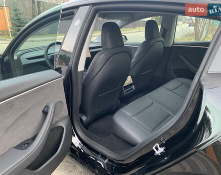 Чорний Тесла Модель 3, об'ємом двигуна 0 л та пробігом 16 тис. км за 32900 $, фото 9 на Automoto.ua