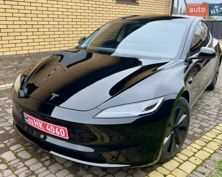 Тесла Модель 3 2024 у Олевске на Automoto.ua Чорний Тесла Модель 3, об'ємом двигуна 0 л та пробігом 15 тис. км за 31499 $, фото 11 на Automoto.ua