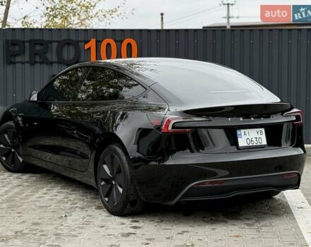 Тесла Модель 3 2024 в Киеве на Automoto.ua Черный Тесла Модель 3, объемом двигателя 0 л и пробегом 9 тыс. км за 25999 $, фото 12 на Automoto.ua