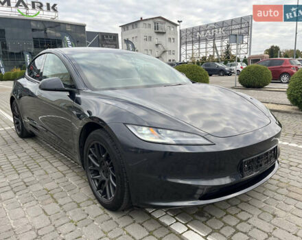 Черный Тесла Модель 3, объемом двигателя 0 л и пробегом 24 тыс. км за 26900 $, фото 4 на Automoto.ua