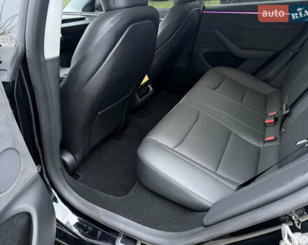 Черный Тесла Модель 3, объемом двигателя 0 л и пробегом 13 тыс. км за 31500 $, фото 42 на Automoto.ua