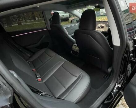 Черный Тесла Модель 3, объемом двигателя 0 л и пробегом 16 тыс. км за 33000 $, фото 37 на Automoto.ua