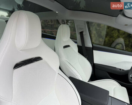 Чорний Тесла Модель 3, об'ємом двигуна 0 л та пробігом 7 тис. км за 45900 $, фото 32 на Automoto.ua