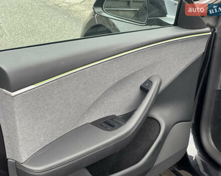 Черный Тесла Модель 3, объемом двигателя 0 л и пробегом 7 тыс. км за 32700 $, фото 15 на Automoto.ua