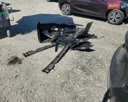 Чорний Тесла Модель 3, об'ємом двигуна 0 л та пробігом 3 тис. км за 11500 $, фото 11 на Automoto.ua