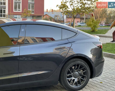 Чорний Тесла Модель 3, об'ємом двигуна 0 л та пробігом 8 тис. км за 29999 $, фото 6 на Automoto.ua