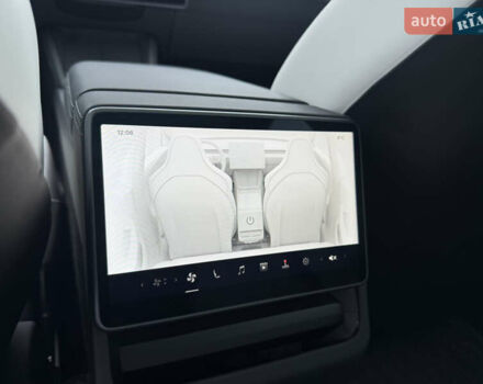 Чорний Тесла Модель 3, об'ємом двигуна 0 л та пробігом 7 тис. км за 45900 $, фото 42 на Automoto.ua