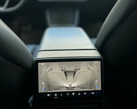 Чорний Тесла Модель 3, об'ємом двигуна 0 л та пробігом 8 тис. км за 29999 $, фото 27 на Automoto.ua