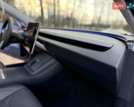 Черный Тесла Модель 3, объемом двигателя 0 л и пробегом 4 тыс. км за 26400 $, фото 58 на Automoto.ua
